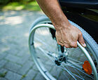 Symbolbild Rollstuhlfahrer