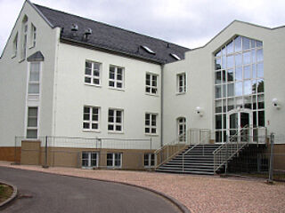 Schulgebäude in Schweikershain