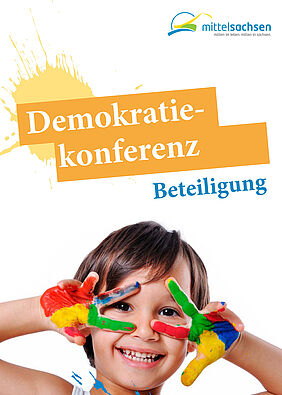 Gestaltung: Kind mit farbigen Fingern, Schriftzug Demokratiekonferenz